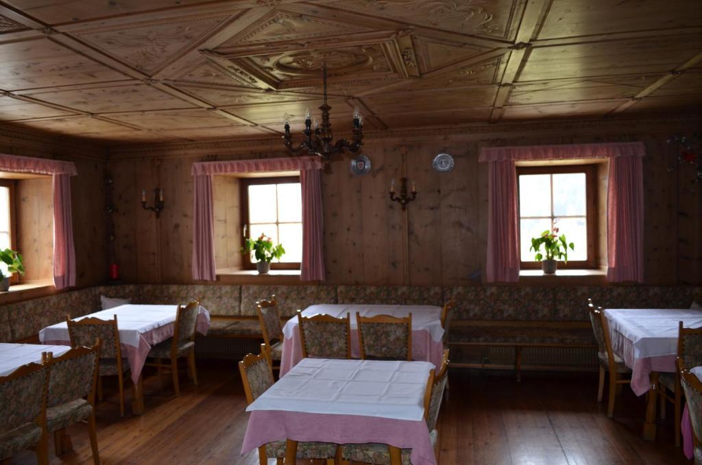 Ansitz Goller Hotel Rasun di Sopra Bagian luar foto